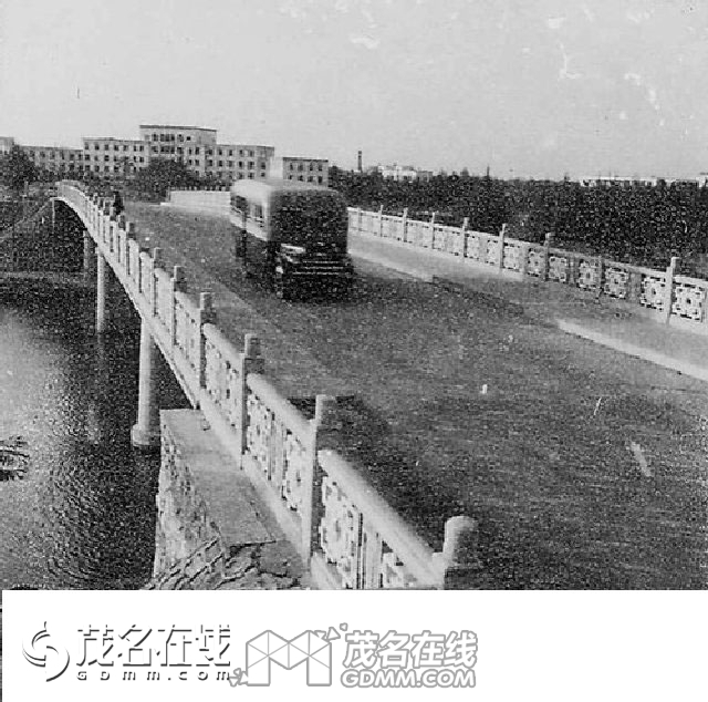 235821ht5tdzuv9zu0p075.jpg