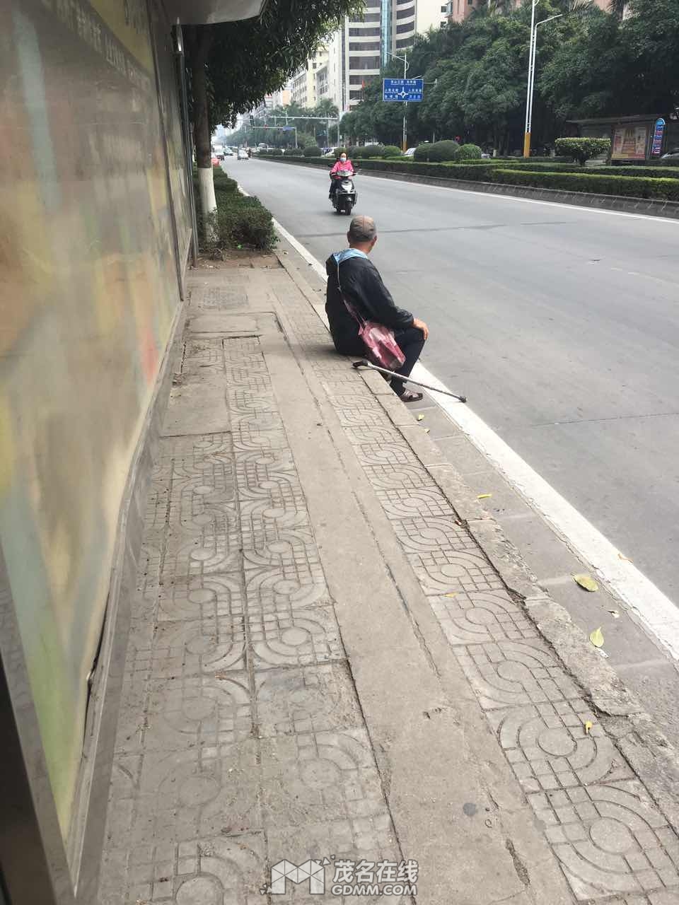 742877089869572673.jpg