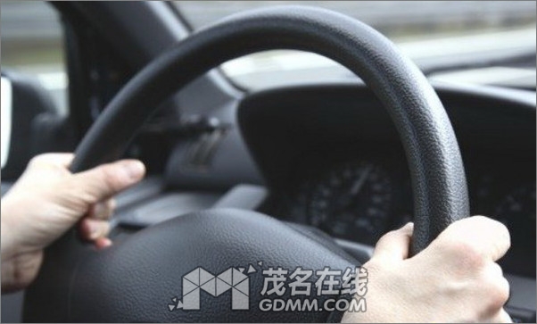 1045241_1_thumb.jpg