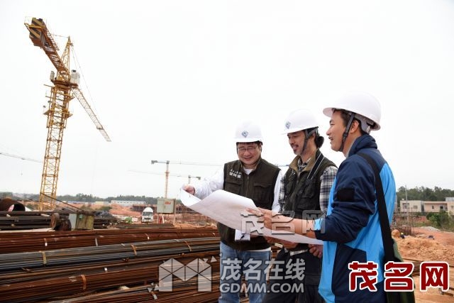 �����ڹ��Ժ����У�������ֳ��ɷá�ï���ձ����� ������ ��