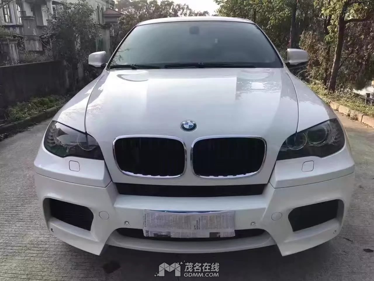 2012款宝马x6m美版,白色黑内