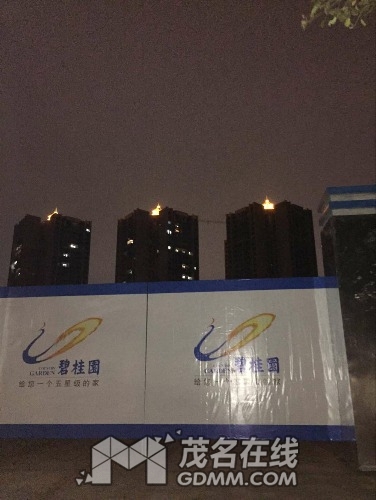 -76c6940e8474da35.jpg