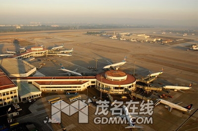 t01cbe4ac4e68eeb940.jpg