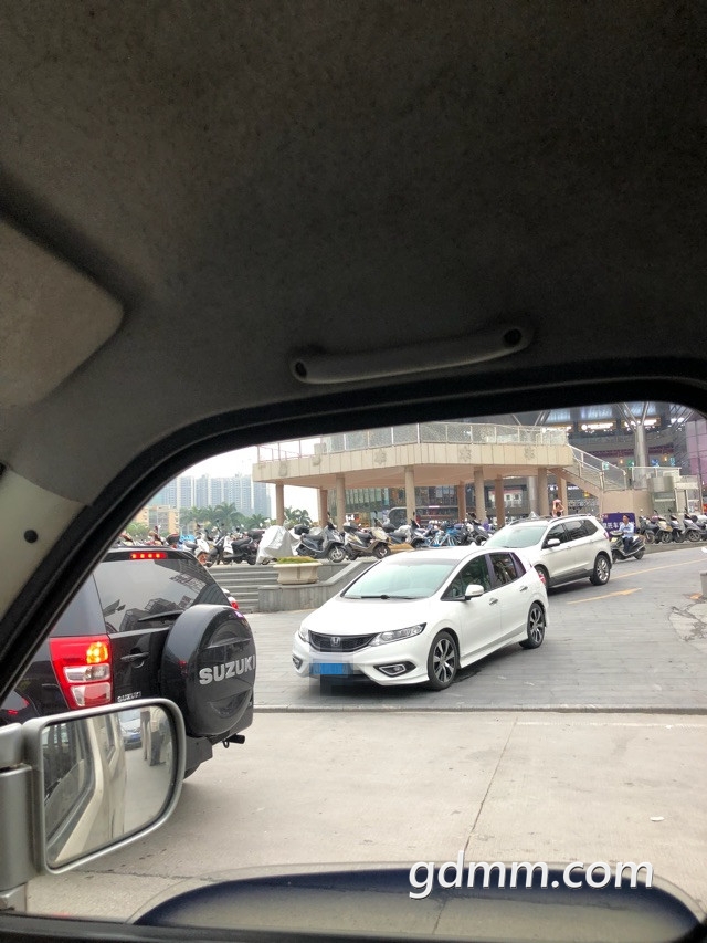 180310rkkrcs3rqf8g8s13_.jpg