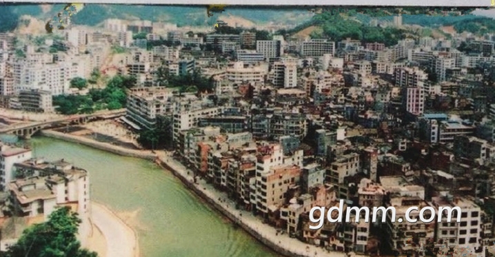 02.jpg