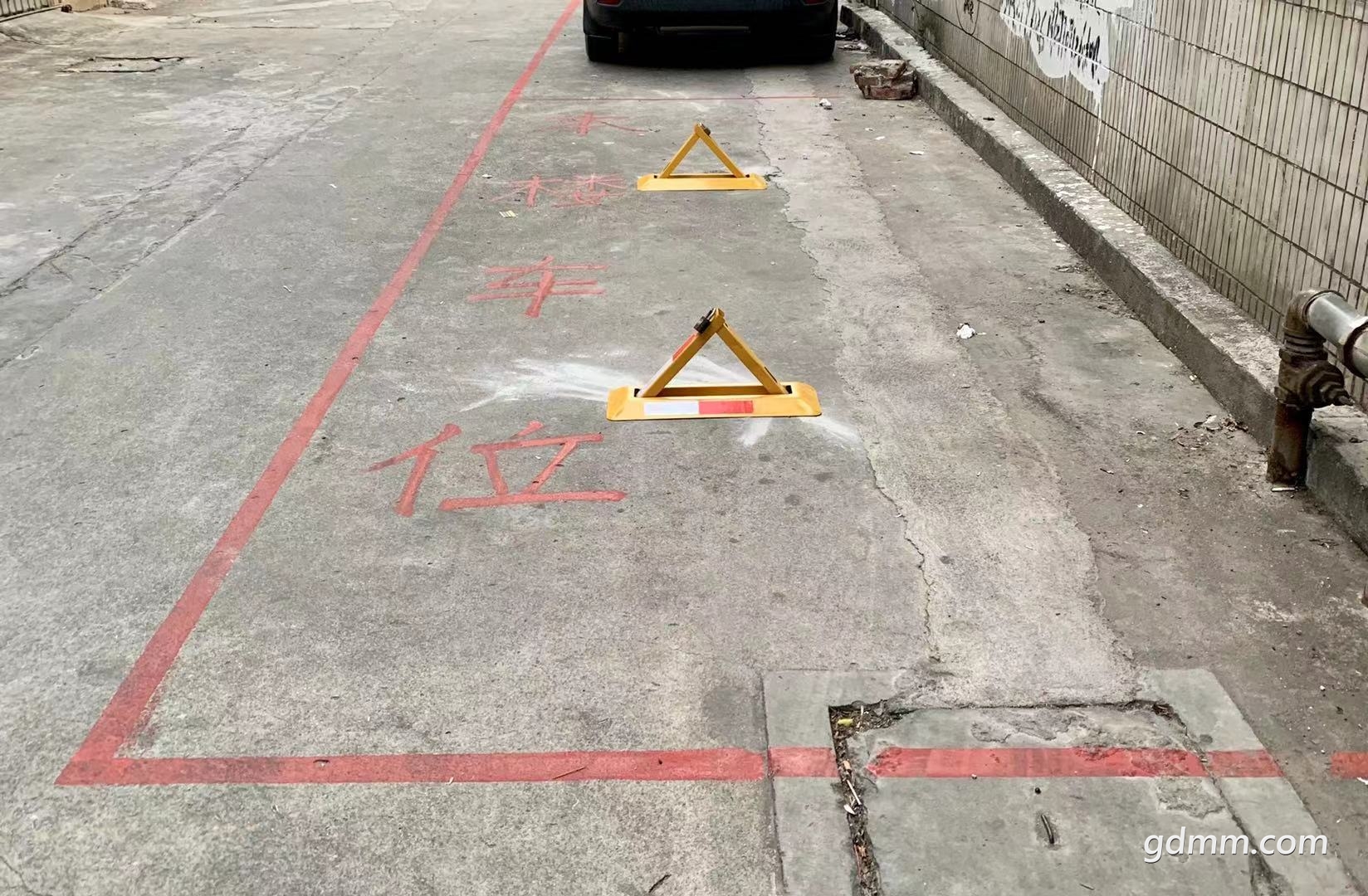 2139401179.jpg