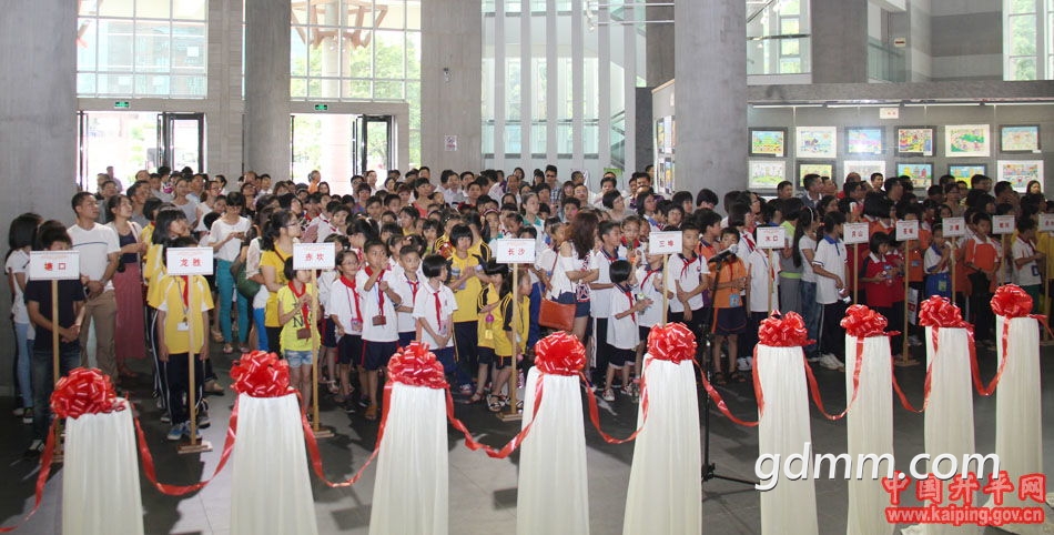 86a74eba548593bc.jpg