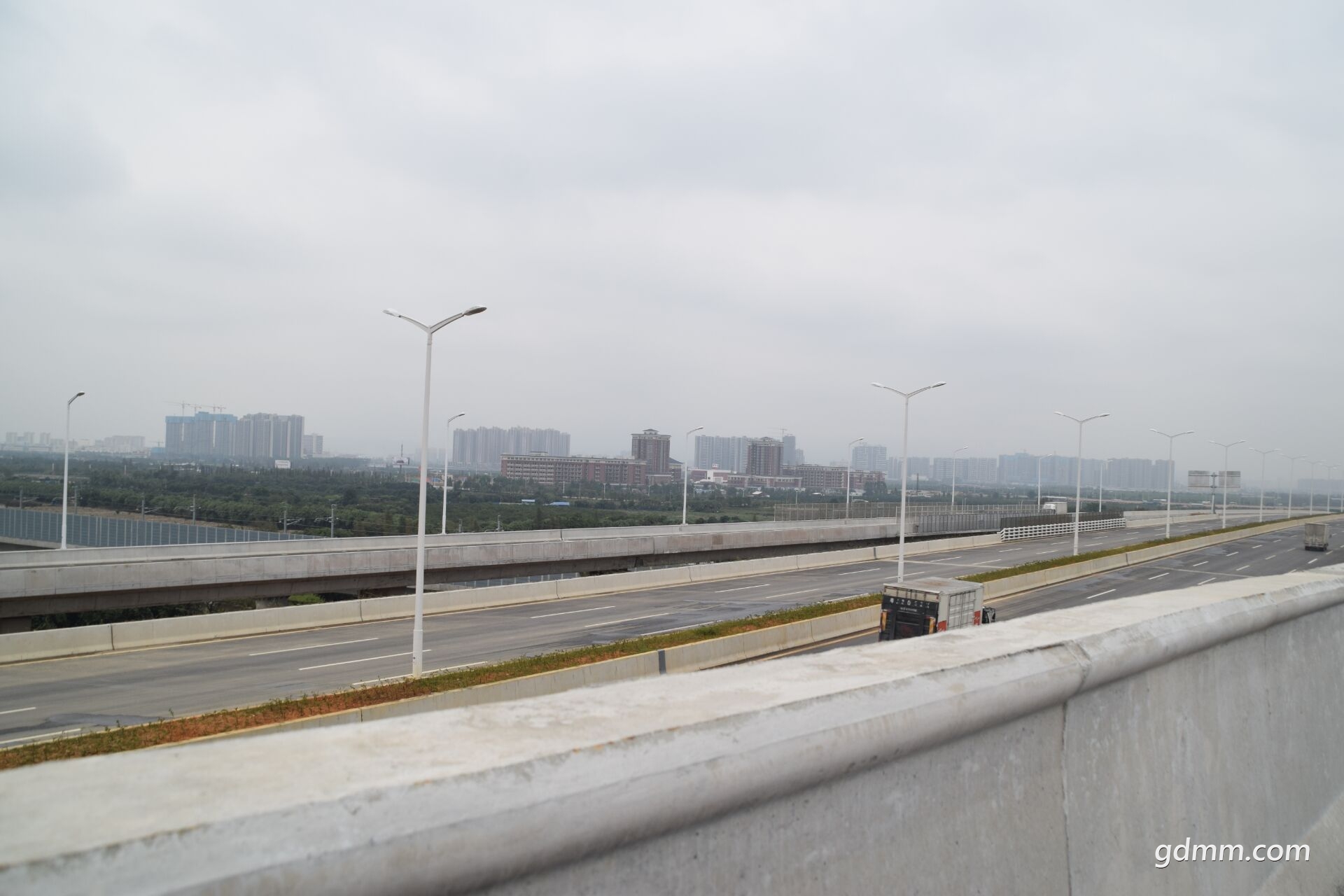 6e2ec559a067a76a.jpg