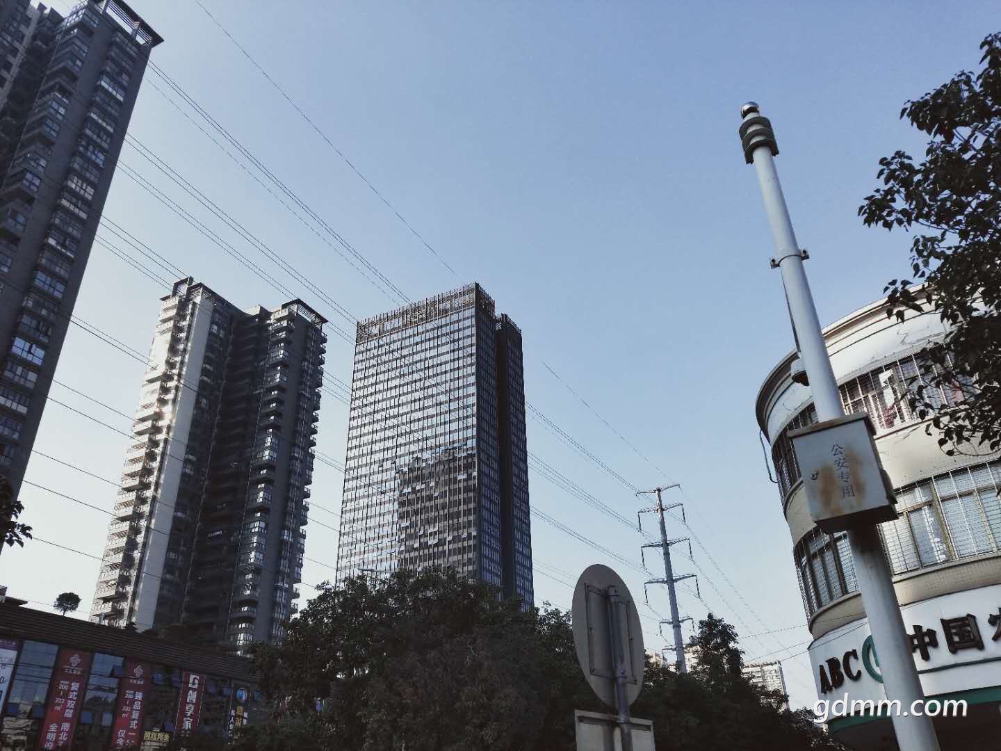 05.jpg