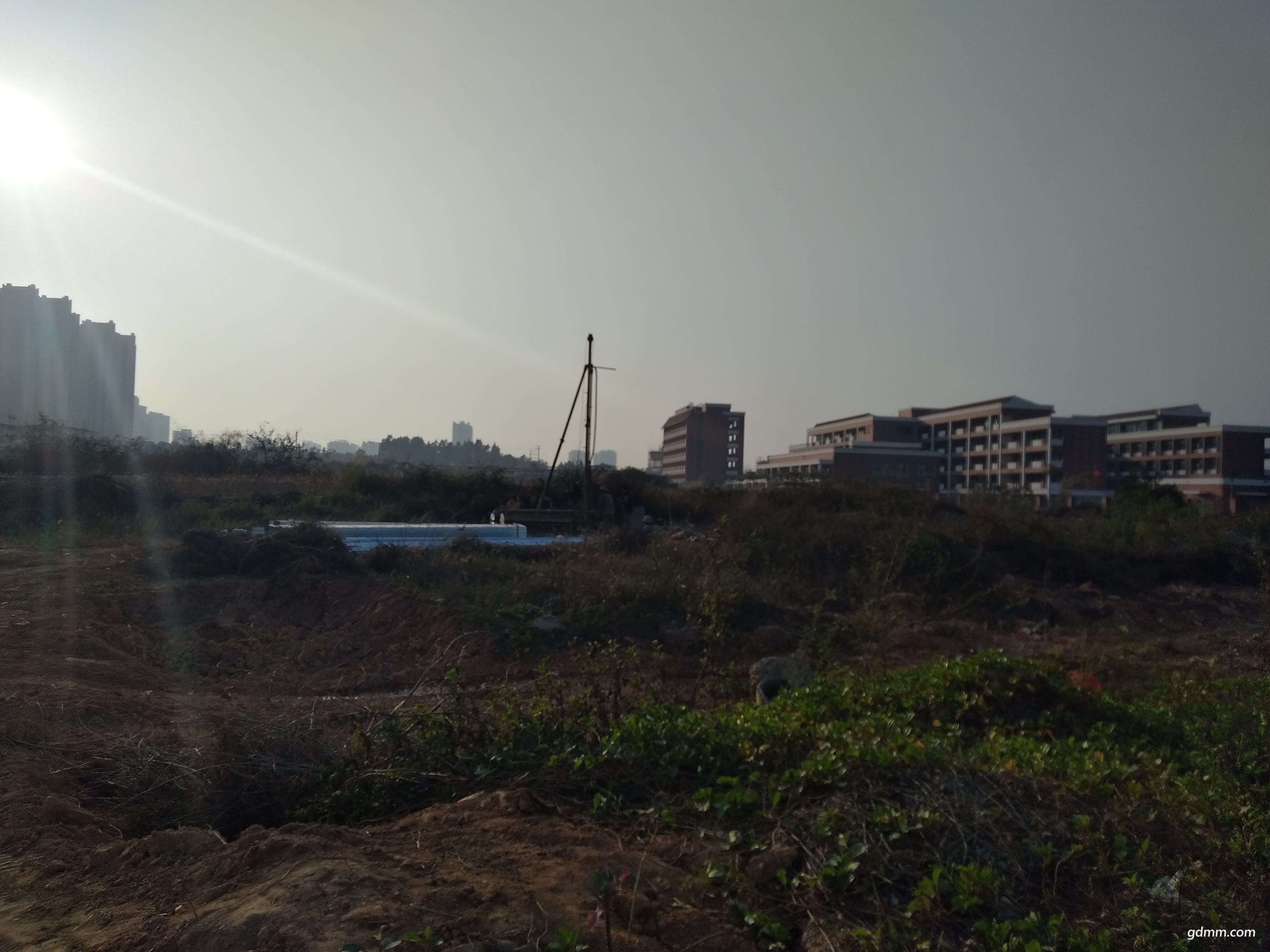 611650845.jpg