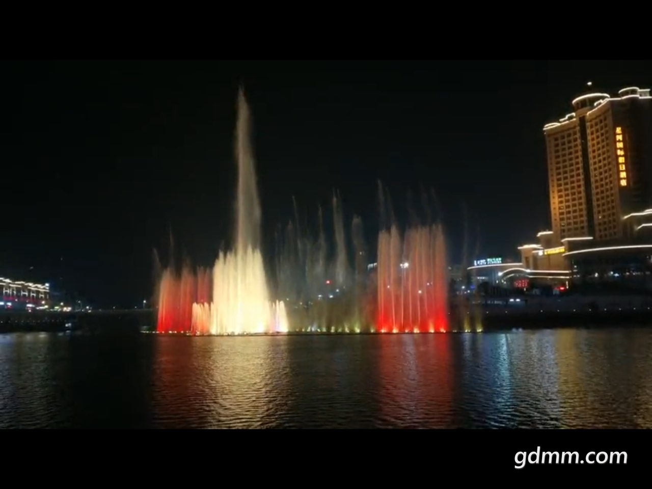 2019032432576881553439275447818.jpg
