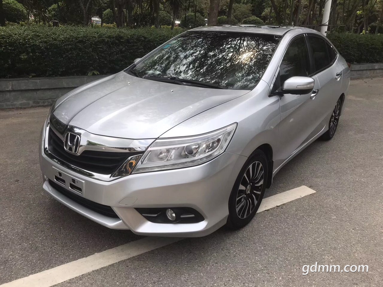 2014年本田凌派18自动波豪华版