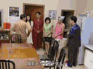R8Kv7leIKZC4bj.gif