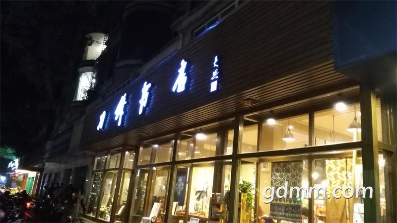 1.jpg