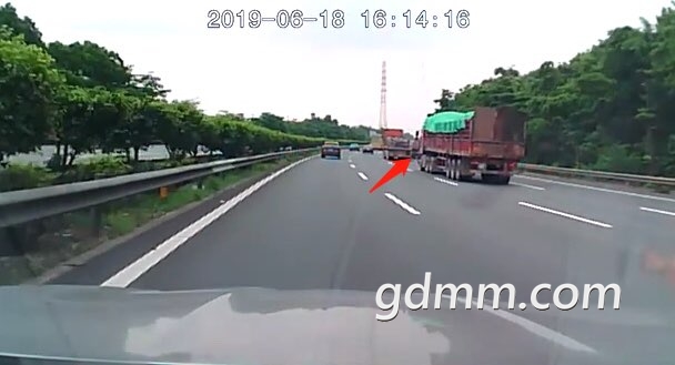 2019062132835391561082543397894.jpg