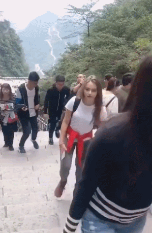 20190621_3285215_1561113874533.gif