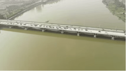 2019081132885881565498765928704.gif