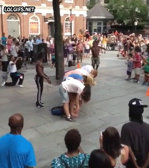 2019091932685651568850518226972.gif