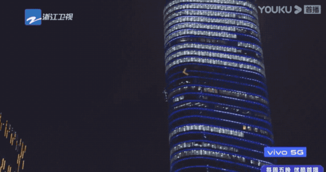 15749946935524.gif