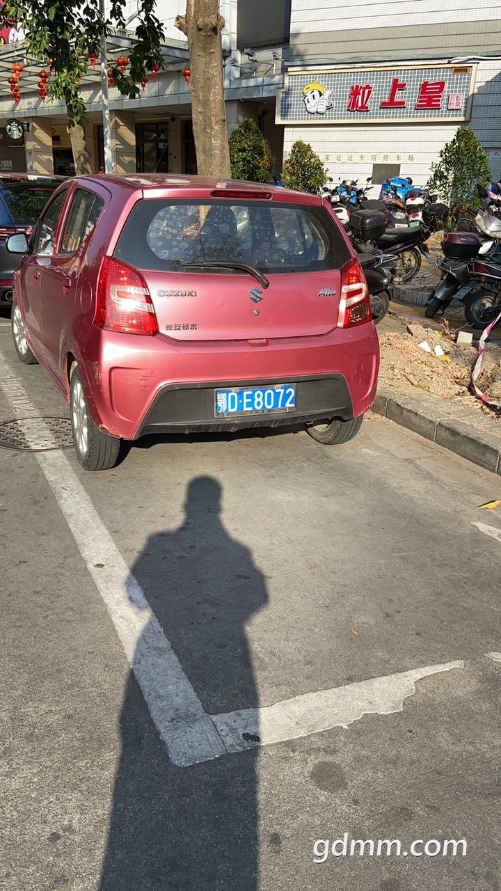 FruINL9fEJpaYc_Gu4SPIA1BQIsi.jpg