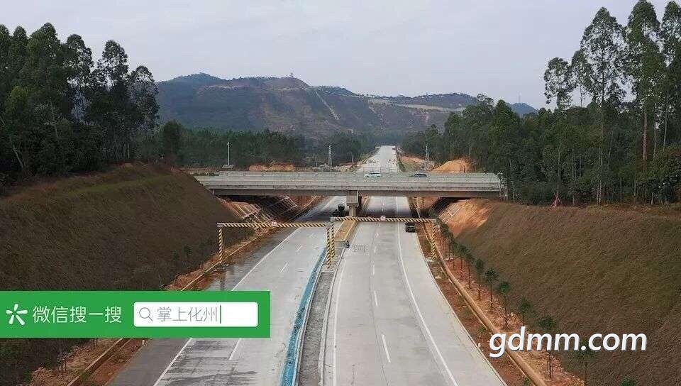 front1_FqgoszJcbJg89Ys-qITenC6oXKJD.jpg