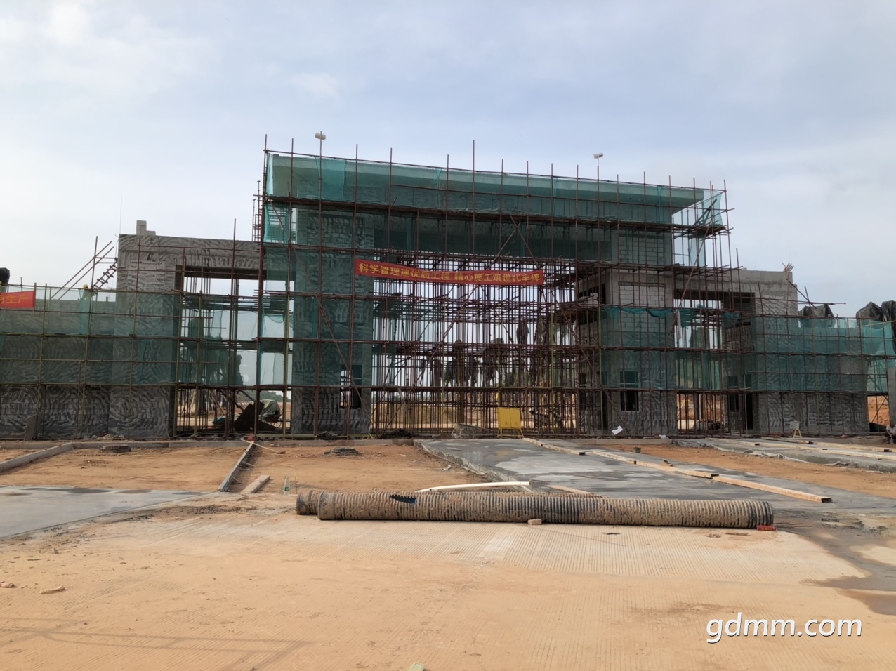 front1_FhouIJeHr56bHB54gYOOOUvhdwFo.jpg