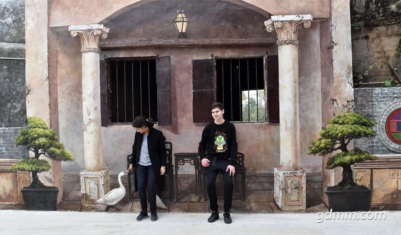 front2_0_Fk9GI_Q8w63rYsPReJHS3blo2Mir.jpg