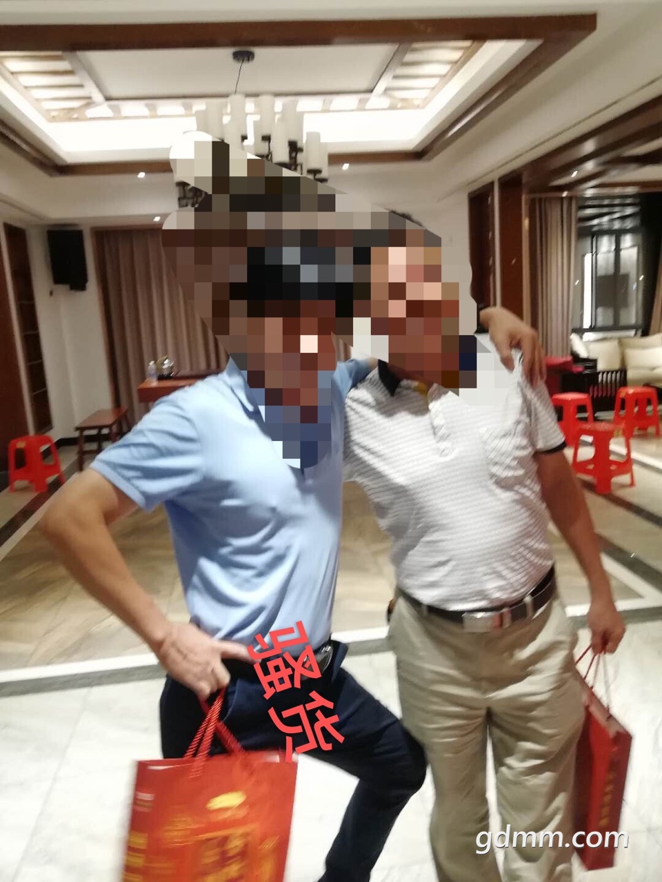 front1_0_FvkR2tONHUdg6oesqZ65muxAjtNu.jpg