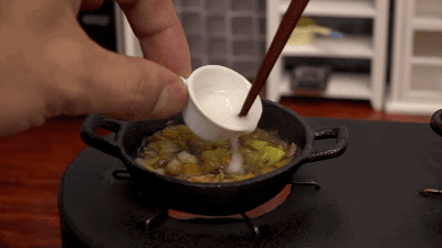 mp10238966_1428674405757_15.gif