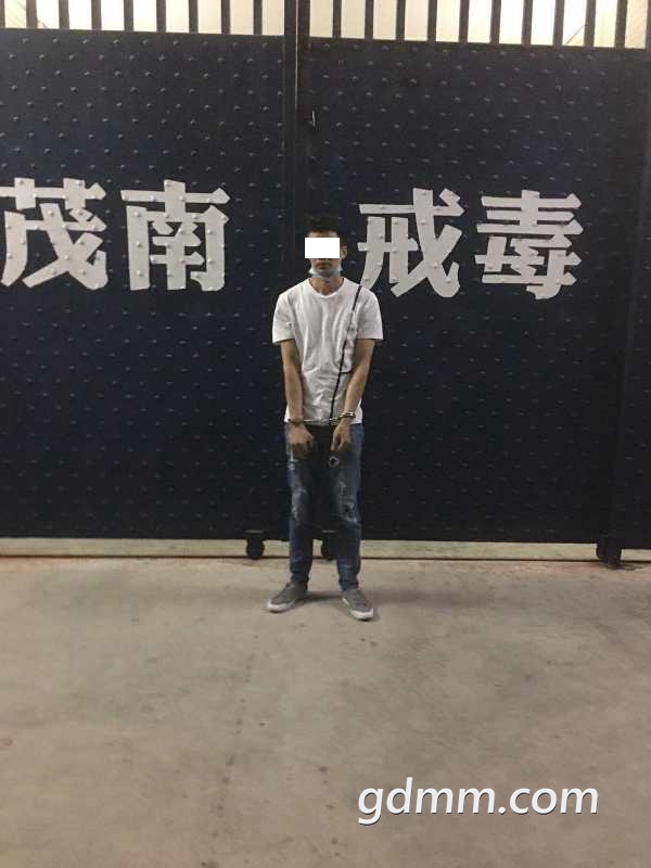 175559d1dzn31siu1d2gu1.jpeg