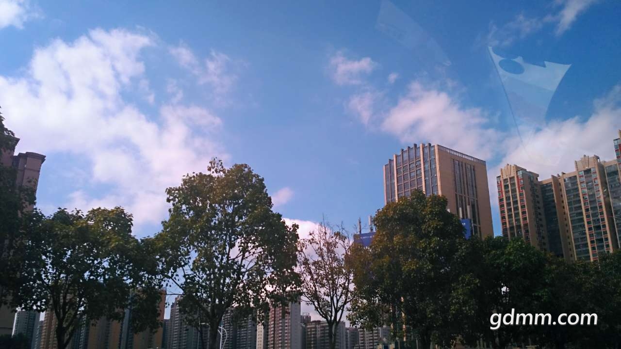 front2_0_FkrMMLePWjvxWcaAt079B0Zo3D2_.1605946719.jpg