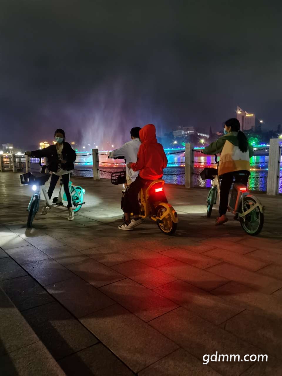 front2_0_Fvt5d7F2r6n03uykQBXb-hFHKNO7.1605962272.jpg