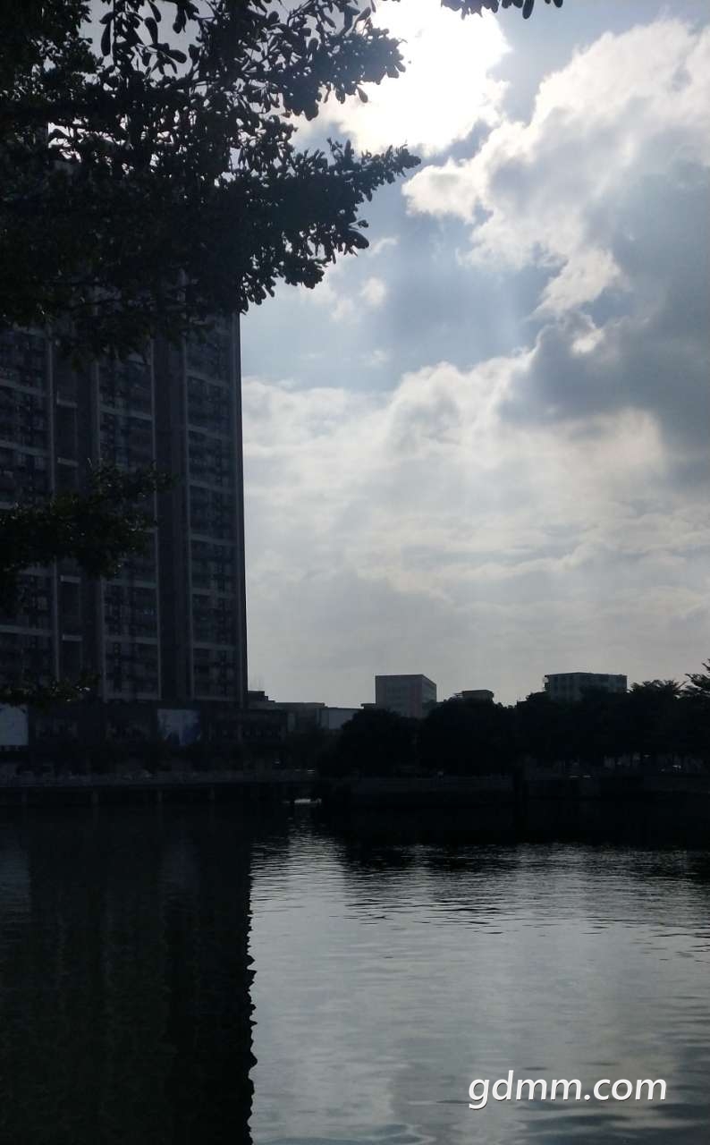 front2_0_FofLiSSdxpXIr-tR0BbUVC48sDCS.1606212378.jpg