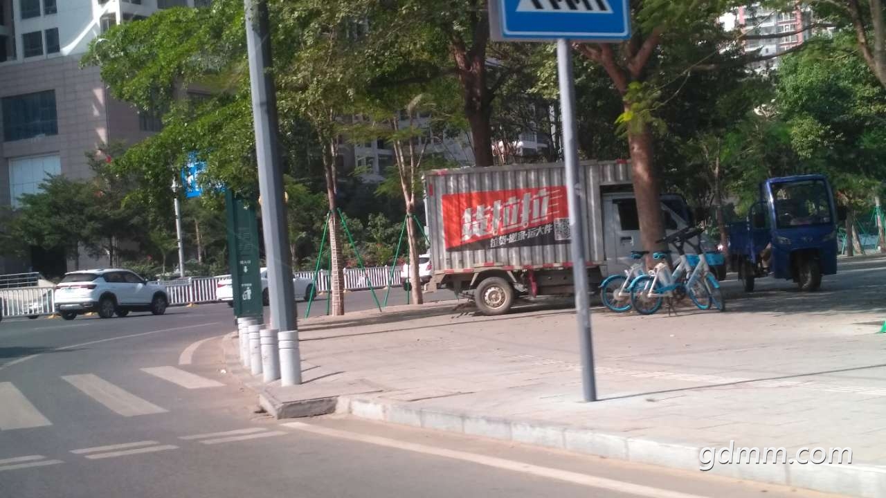 front2_0_Fk5cEF56cVUWaqBbuZpaQGmiJiki.1606565575.jpg