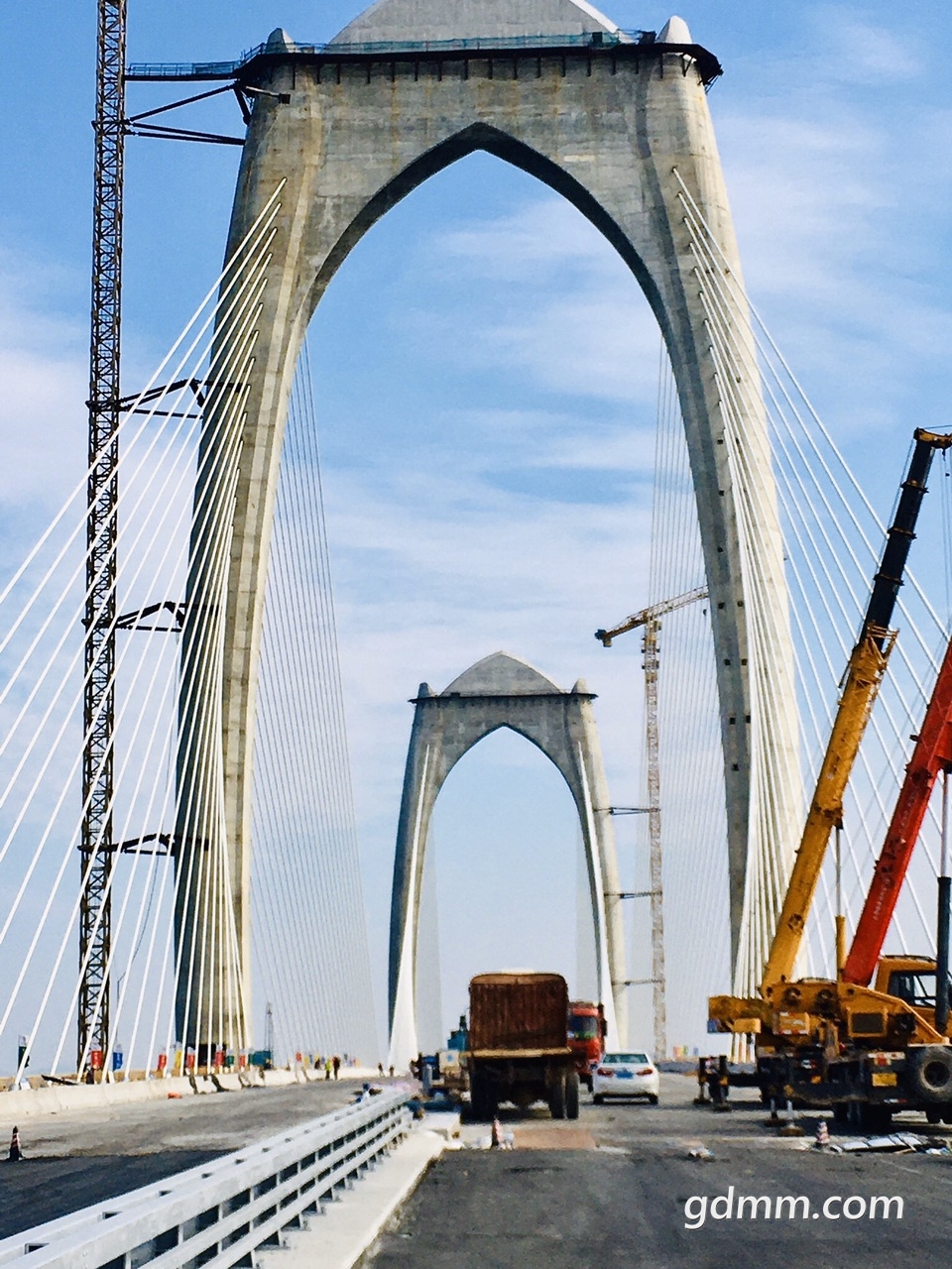 front1_0_FkG87i9iY3EgMRj95OiRi_KyMZr-.1606713336.jpg