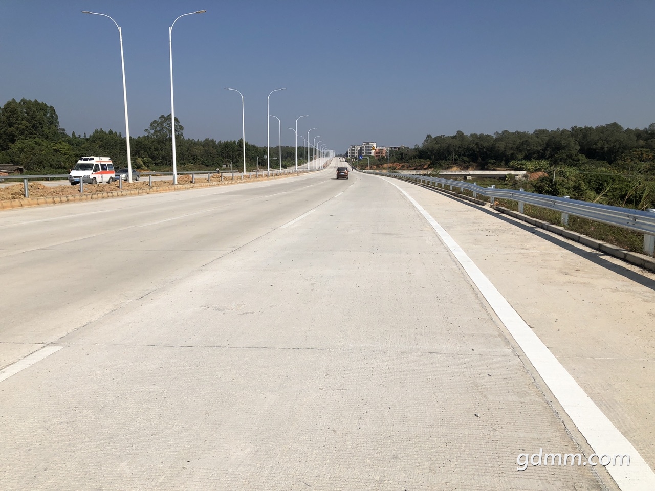 front1_0_FhjrnaMqcl1_1ZLYYGwxwg2AjmpB.1607167342.jpg