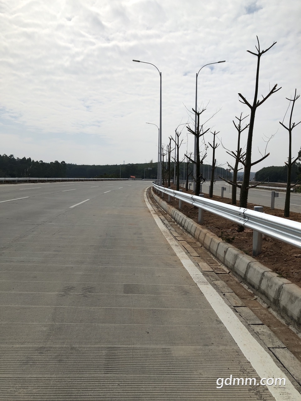 front1_0_FtAuvr99WbrFt-syLGWtzXYi7Svs.1608462136.jpg