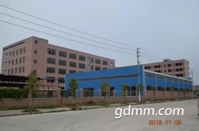 170547ygqqx4mg2xxzzt4j.jpg