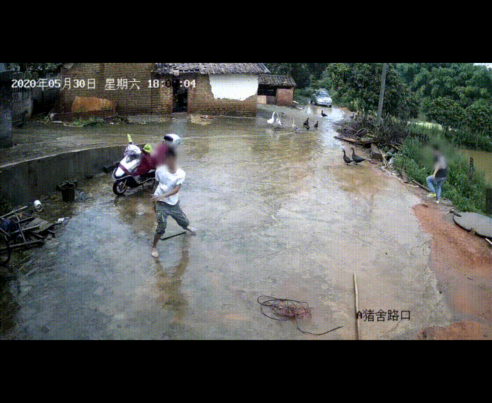 083305f9oz2bgsi59969zc.gif
