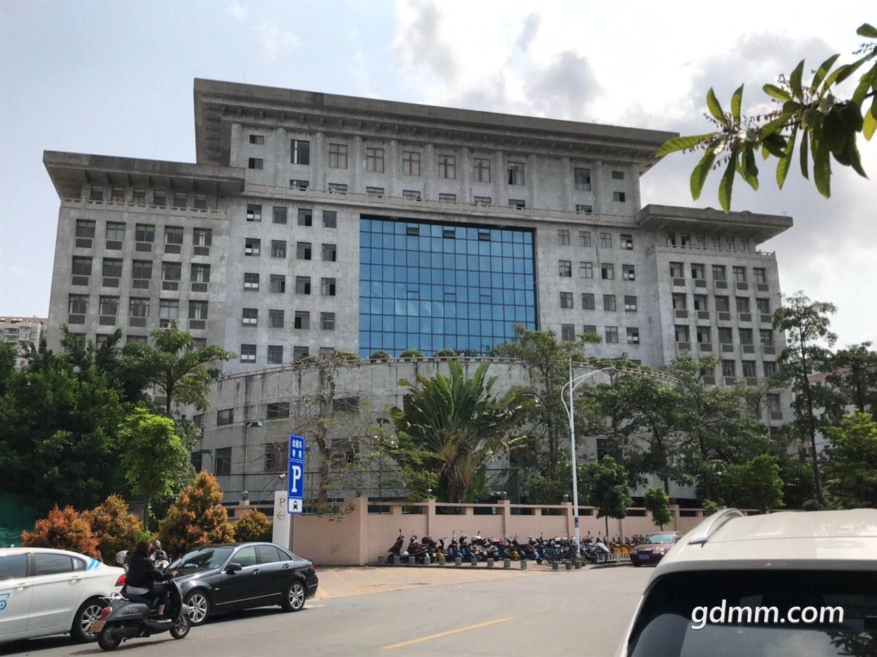 front1_0_Flq6rKf1TJ6d5zKVMdoYf_gR-M1S.1616149256.jpg