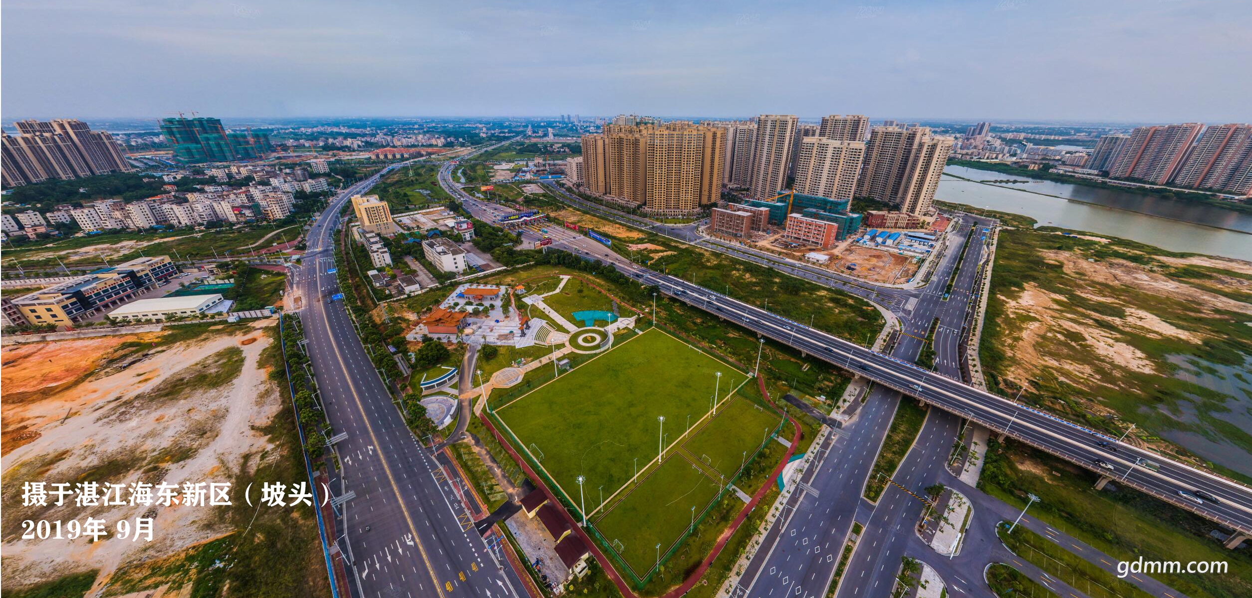 在市中心可以看到海景的城市,湛江海東新區全景-茂名論壇-雜談廣場