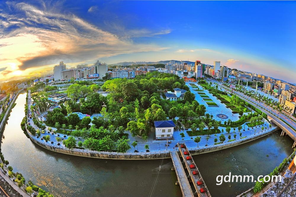 src=http___www.pop-photo.com.cn_content_dam_popphoto_xiaoxi_2018_201805_lianjian.jpg