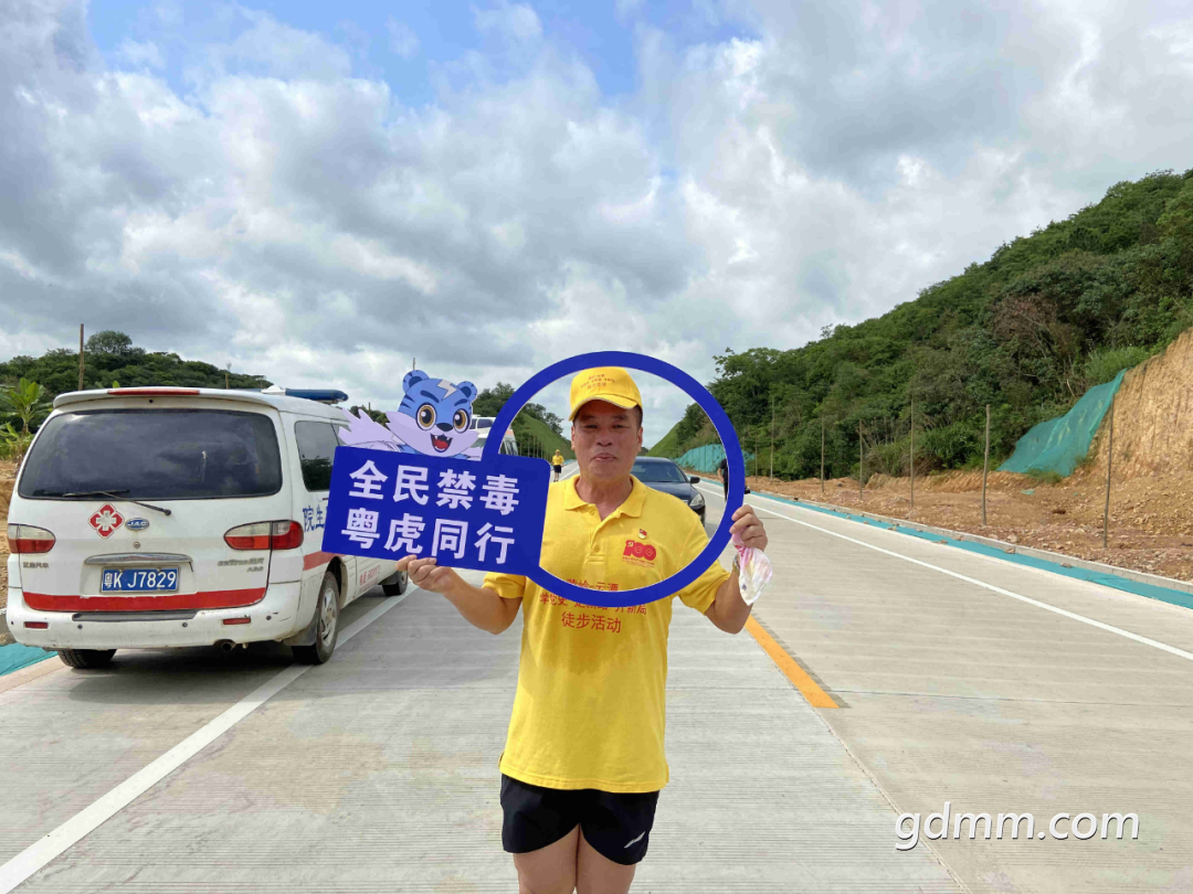 130640lap58ahzjz582j98.png