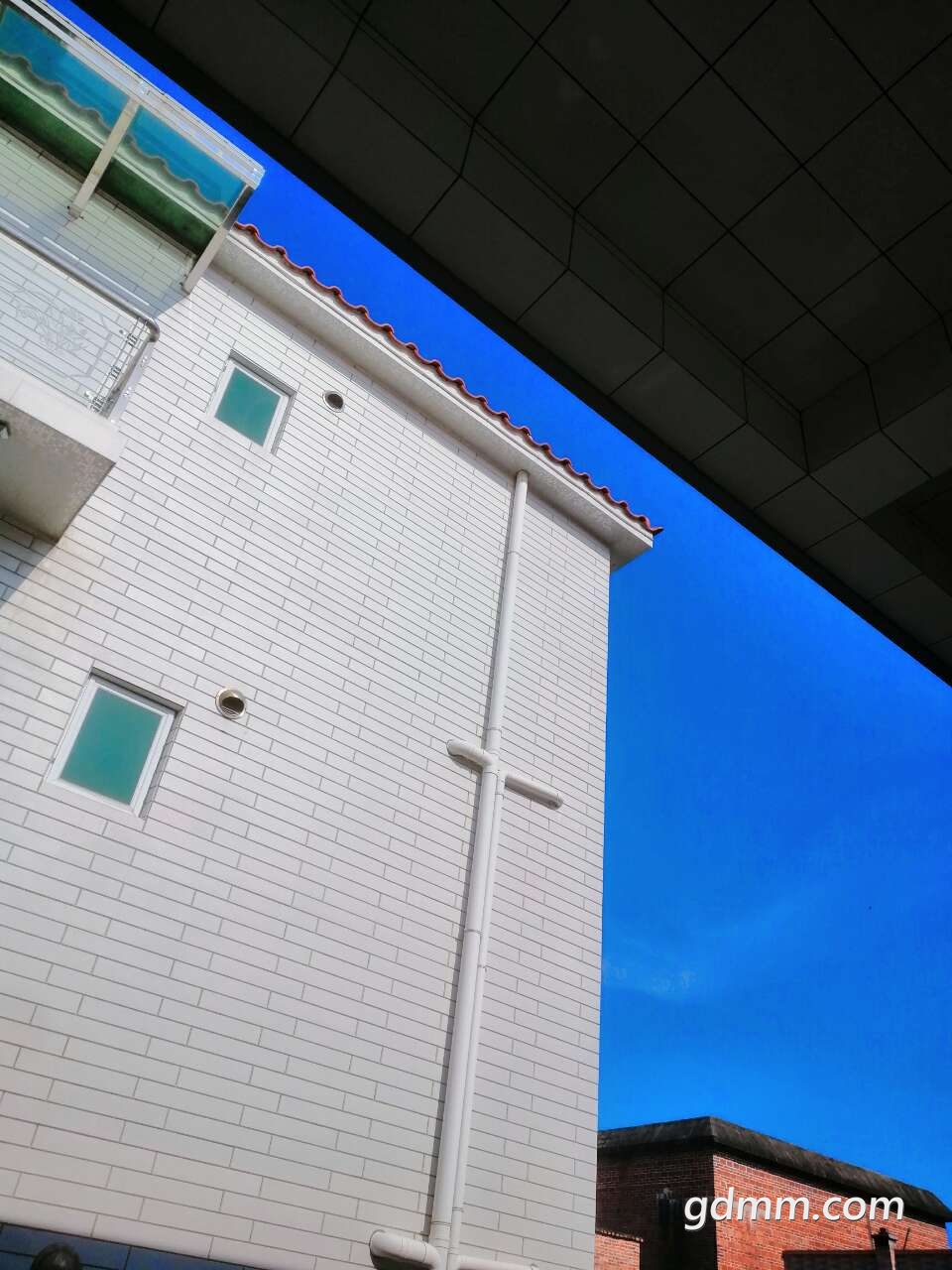 front2_0_FhwREZ4qoX1iFa5oZjqgBvJWXZS3.1621601791.jpg