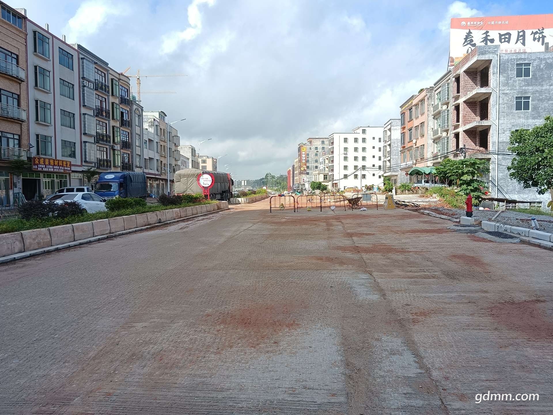 front2_0_FpdUaQF3pAPGNXISIHDjelvCpmov.1630810533.jpg