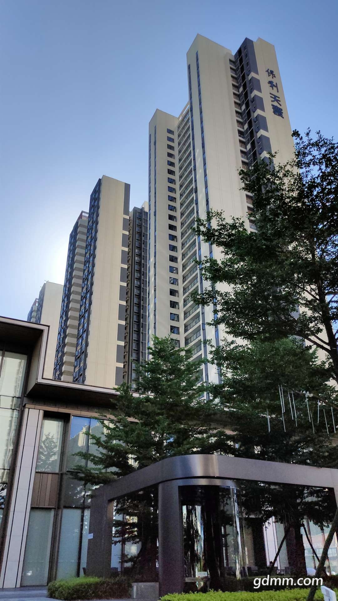 front2_0_FljP3HegPJIUoSQeBigPepmeIdBj.1632531835.jpg