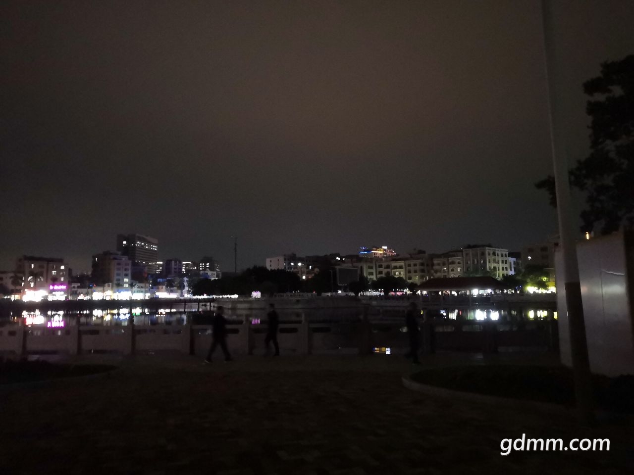 front2_0_3353785_FpTXrD9sNzOVSja0Q4K22M4yPnsB.1634951994_09_20_19.jpg