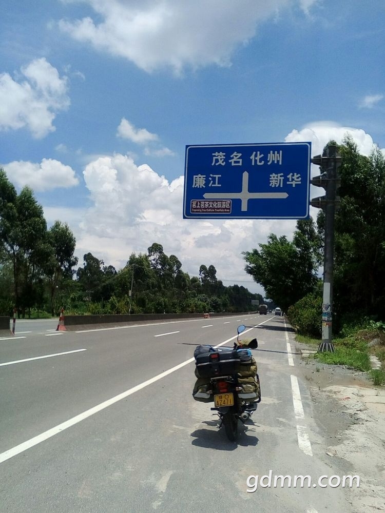 9806c7a503db4e92b59c2174f7cdc050.jpg