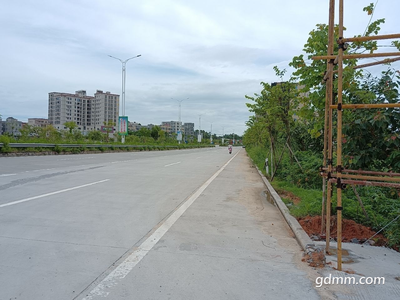 20220818222904front2_0_1590349_FlRG1e2ERkpTa4bbzrciop-c8Y0V.jpg