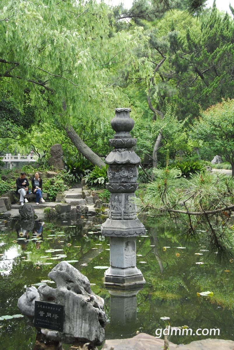 103.jpg